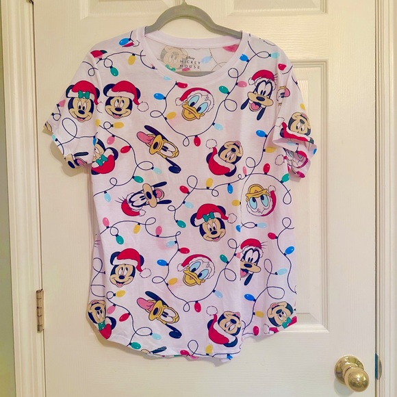 Mickey Mouse and friends Christmas top GUC - Picture 1 of 2